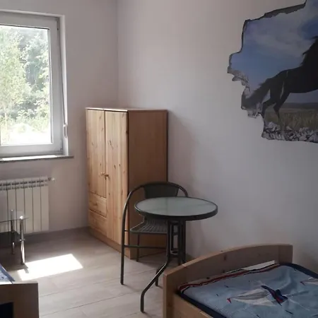 Nahe Berlin Fuer Bis Zu 8 Monteure